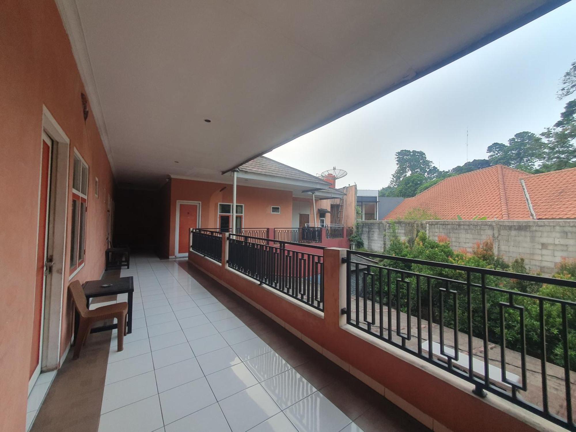 Hotel Ruang Tidur At Dpalma Bogor Exterior foto